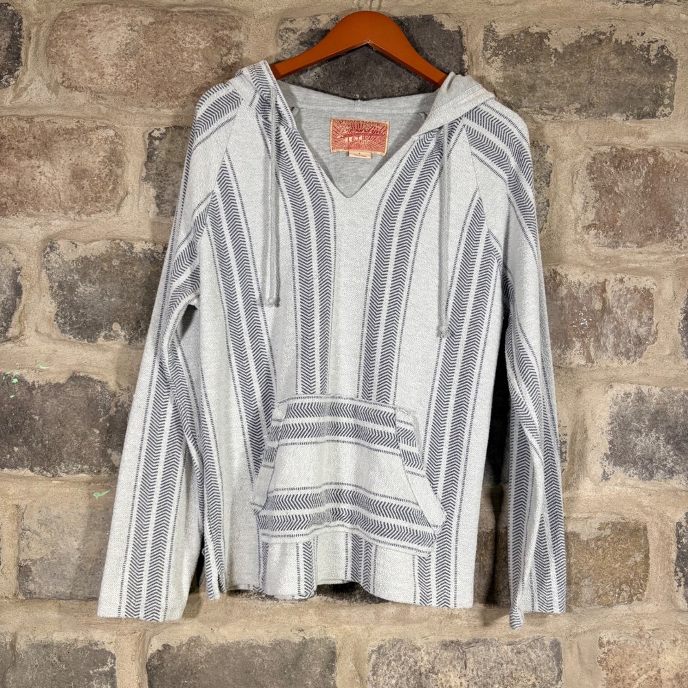 Trademark Brooklyn Hoodie Pullover Gray Stripe Hooded Sweatshirt Woman's Large‎